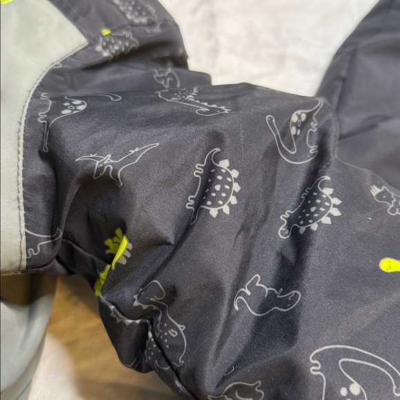 24m Jupa Black and Gray Jacket and Snowsuit with Lime fleece Accents - Picture 14 of 16